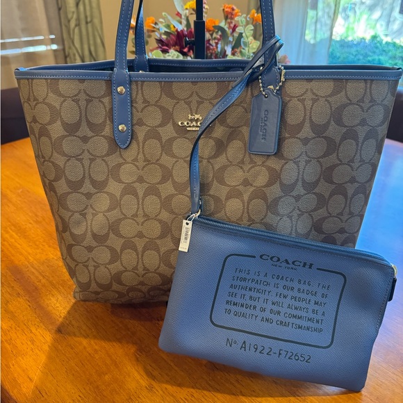 Coach Brown and Blue Signature Tote with Pouch - Picture 1 of 7